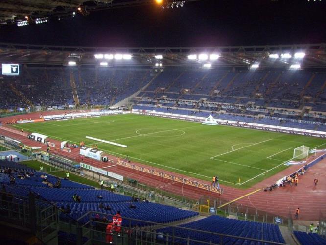 Lo stadio Olimpico è il principale e più capiente impianto sportivo di Roma. Sorge all'interno del complesso sportivo del Foro Italico, nella parte nordoccidentale della città.